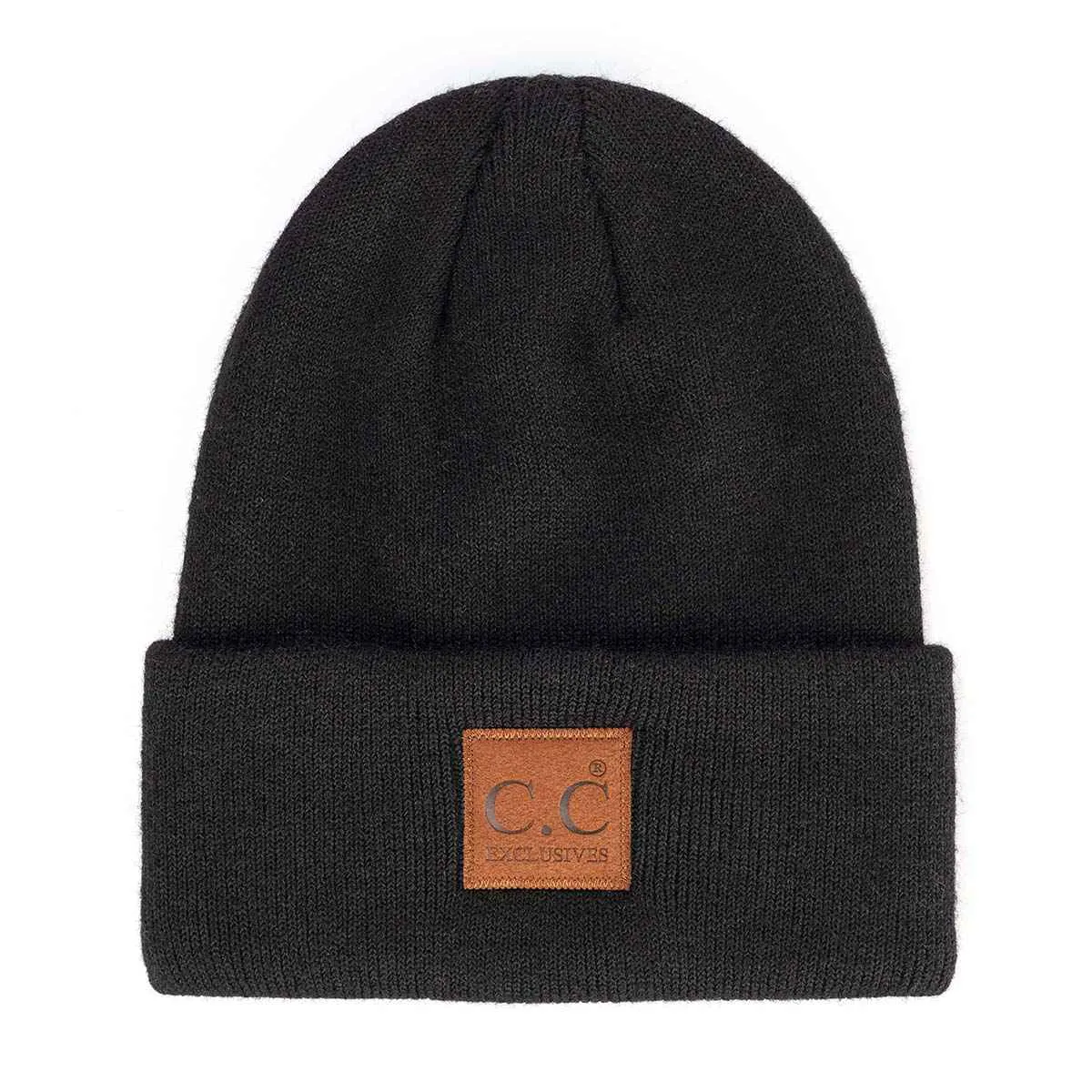 HTM9021 Unisex Soft Ribbed Leather Patch Beanie