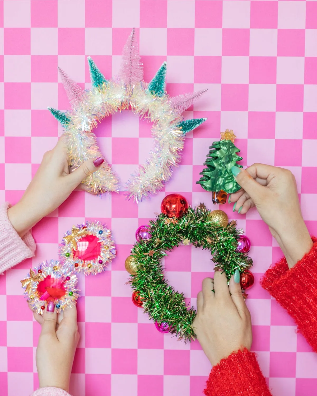 Wreath Holiday Party Glasses